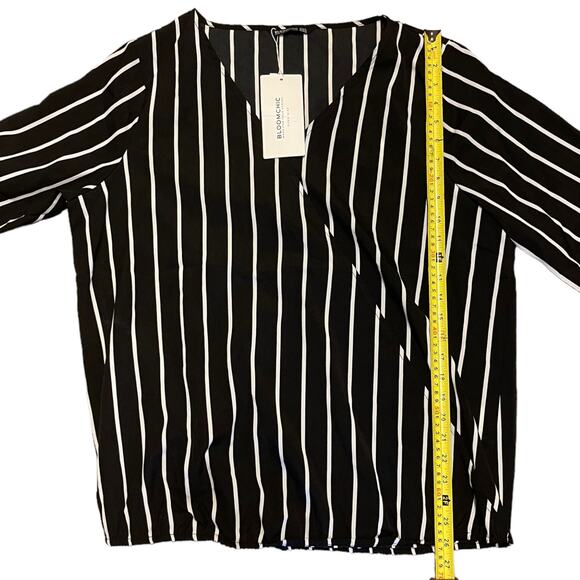 Bloomchic Black White Striped Long Sleeve Shirt Plus Size 14-16 - Picture 3 of 4